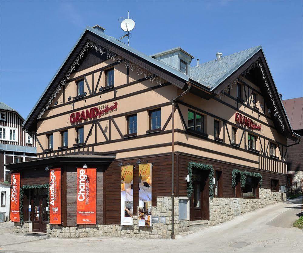 Grand Apartments Špindlerŭv Mlýn Exterior foto